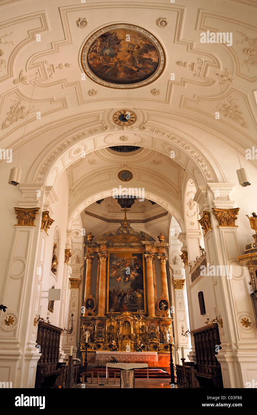 Decke und Altar Bereich im Manierismus Stil, Pfarrei Kirche Mariae Himmelfahrt oder Kirche Mariä Himmelfahrt, 1624-28, Marienplatz Stockfoto