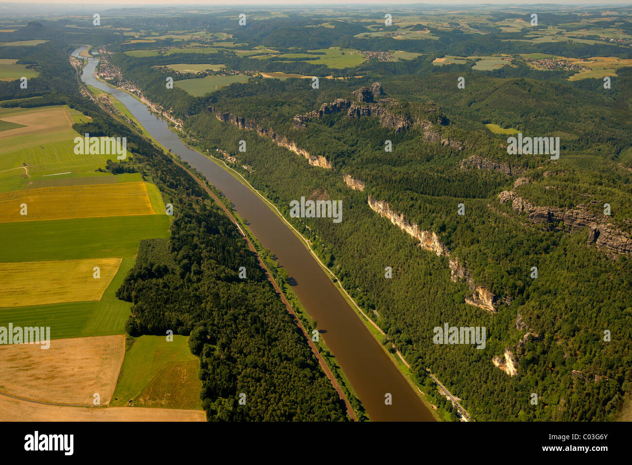 Luftaufnahme, Reinhardtsdorf Schoena, Elbtal Senke, Elbsandsteingebirge