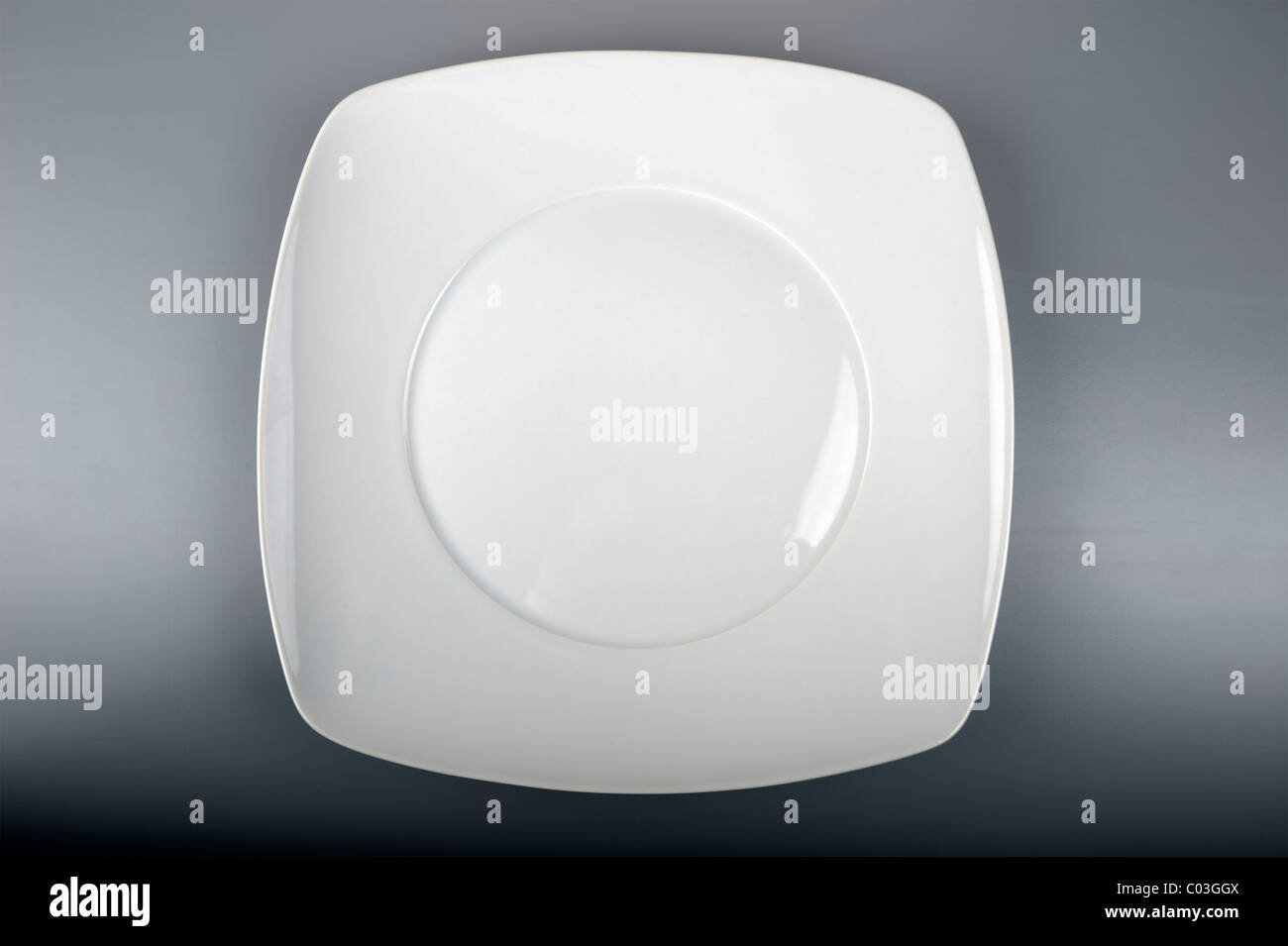 Leere weiße Platte Stockfoto
