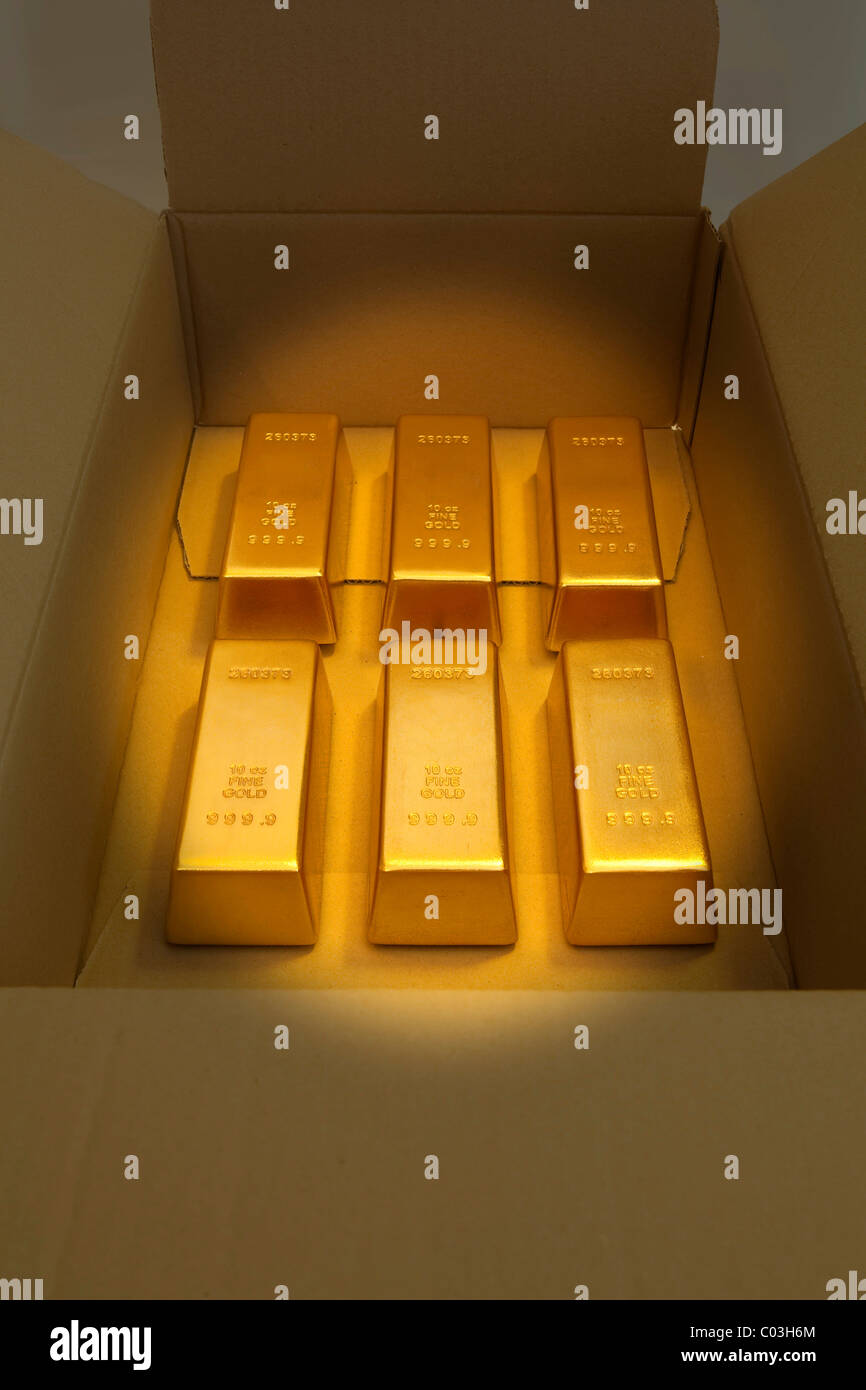 Goldbarren in einer box Stockfoto
