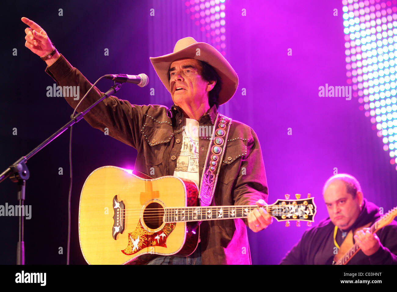 Deutsche Sänger Tom Astor, bei der ADAC Truck Grand Prix Nürburgring 2010, Country-Musik-Festival, Nürburgring Rennstrecke Stockfoto