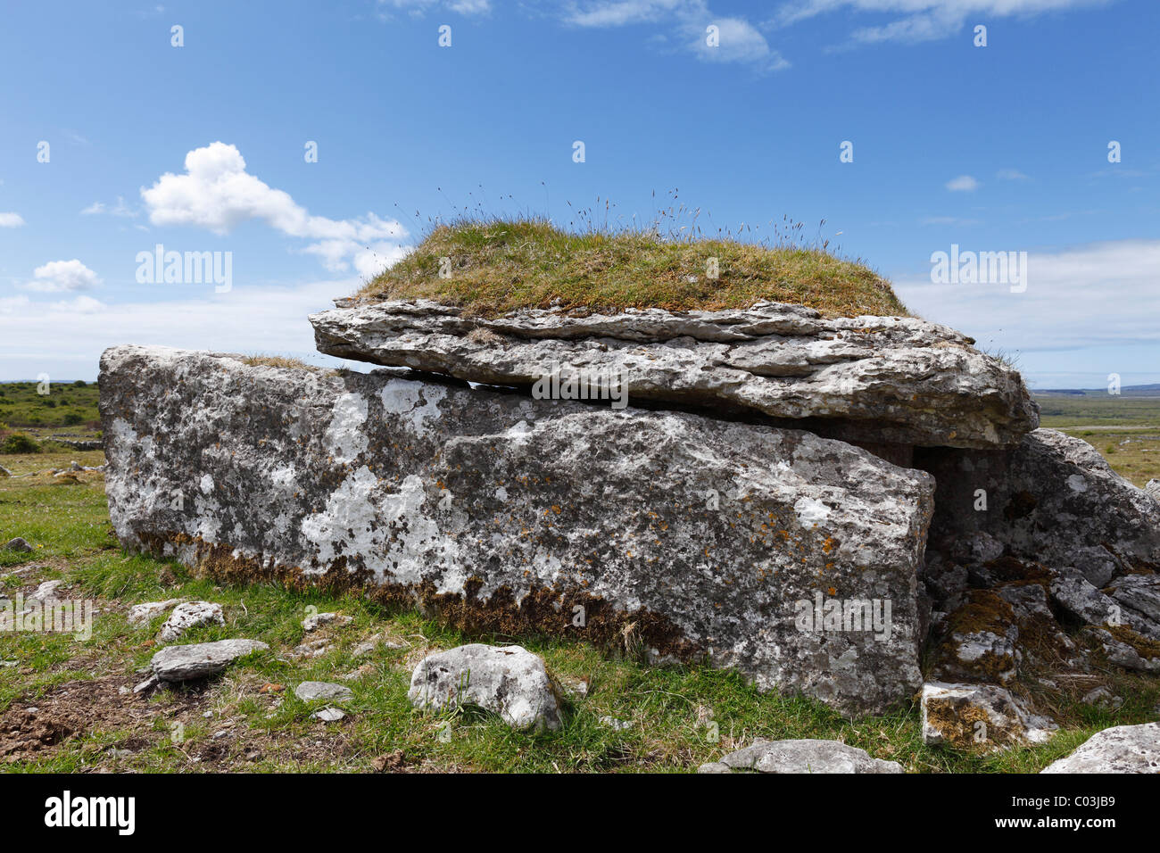 Parknabinnia Keil Grab, Burren, County Clare, Irland, Europa Stockfoto