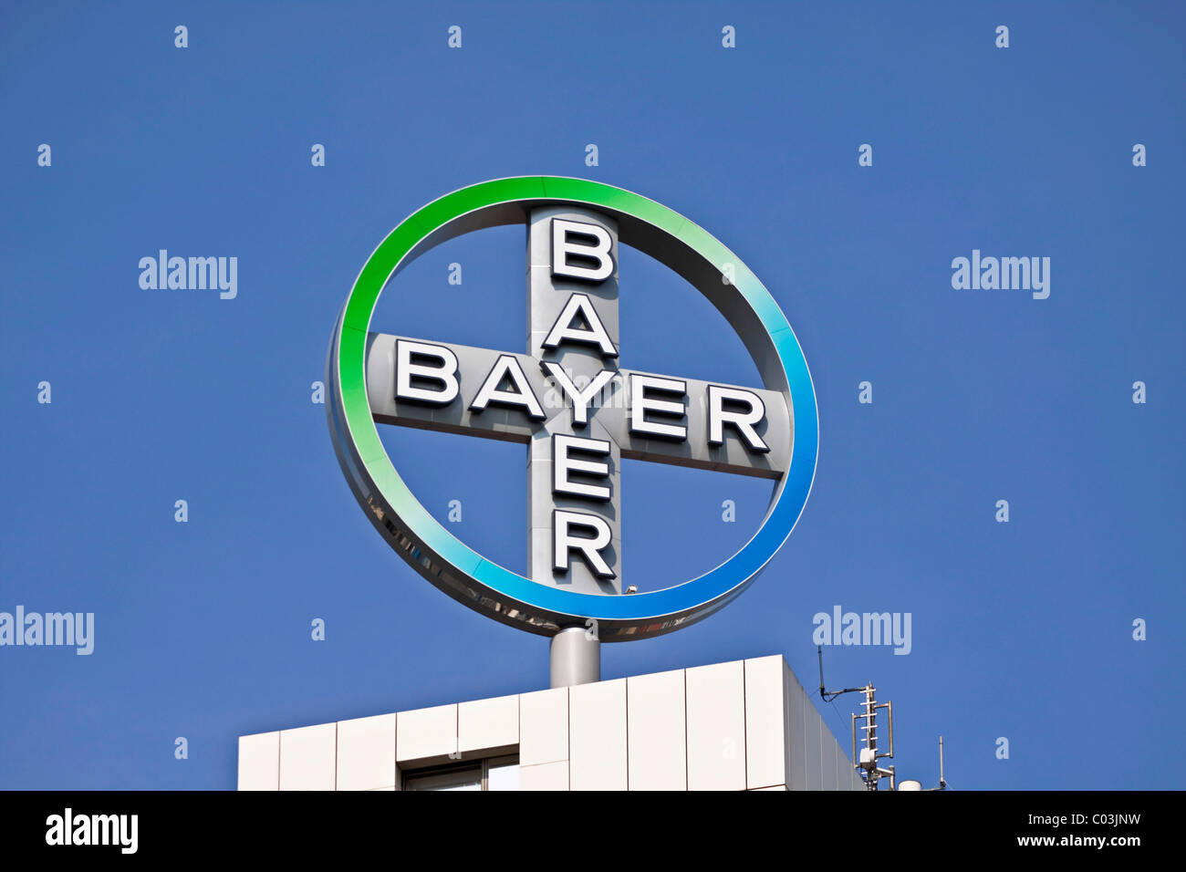 Logo der Bayer AG, ein deutsches Unternehmen der Chemie- und Pharmaindustrie Stockfoto