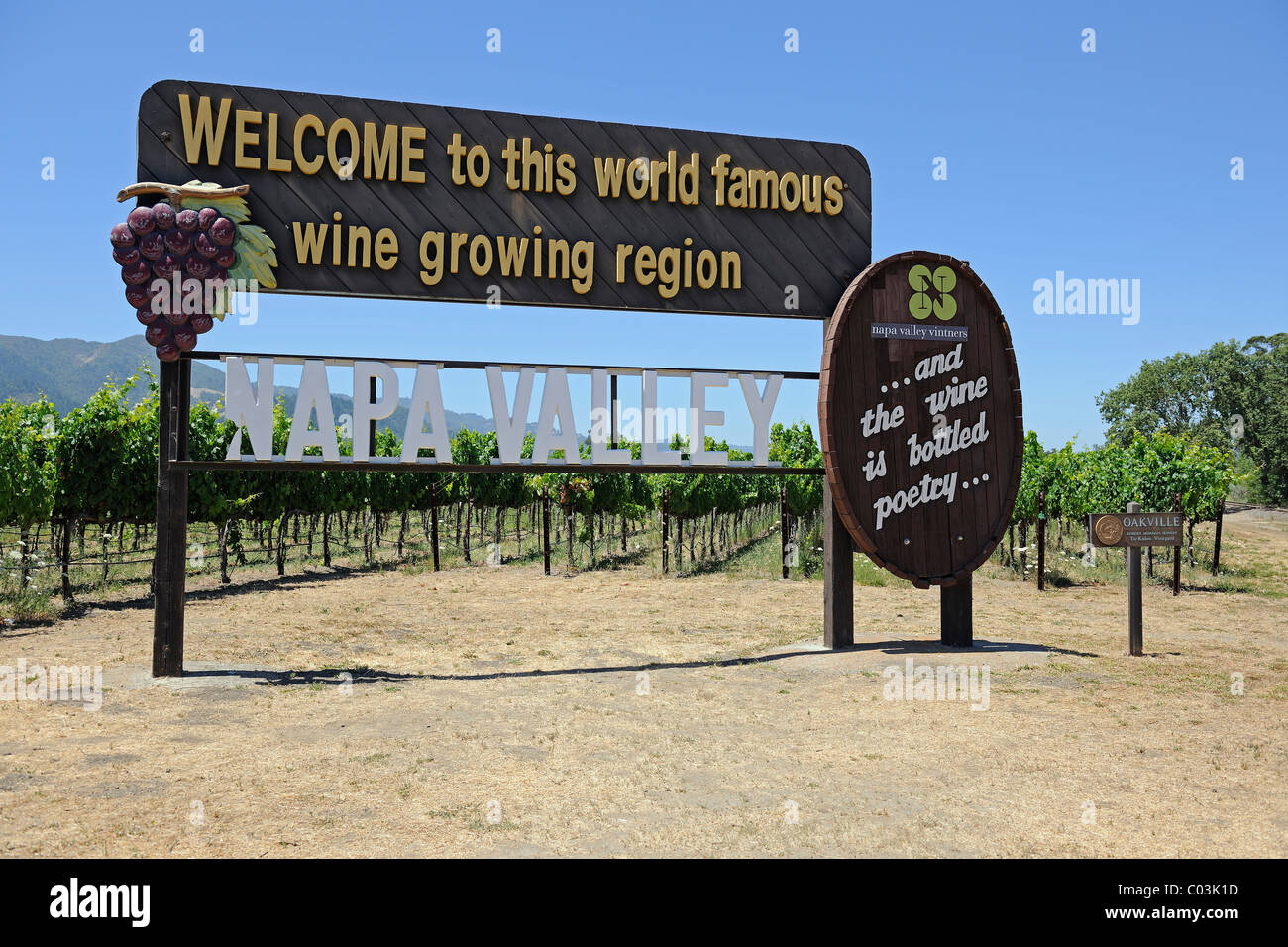 Ortseingangsschild für die Weinbauregion Napa Valley, Kalifornien, USA, Nordamerika Stockfoto
