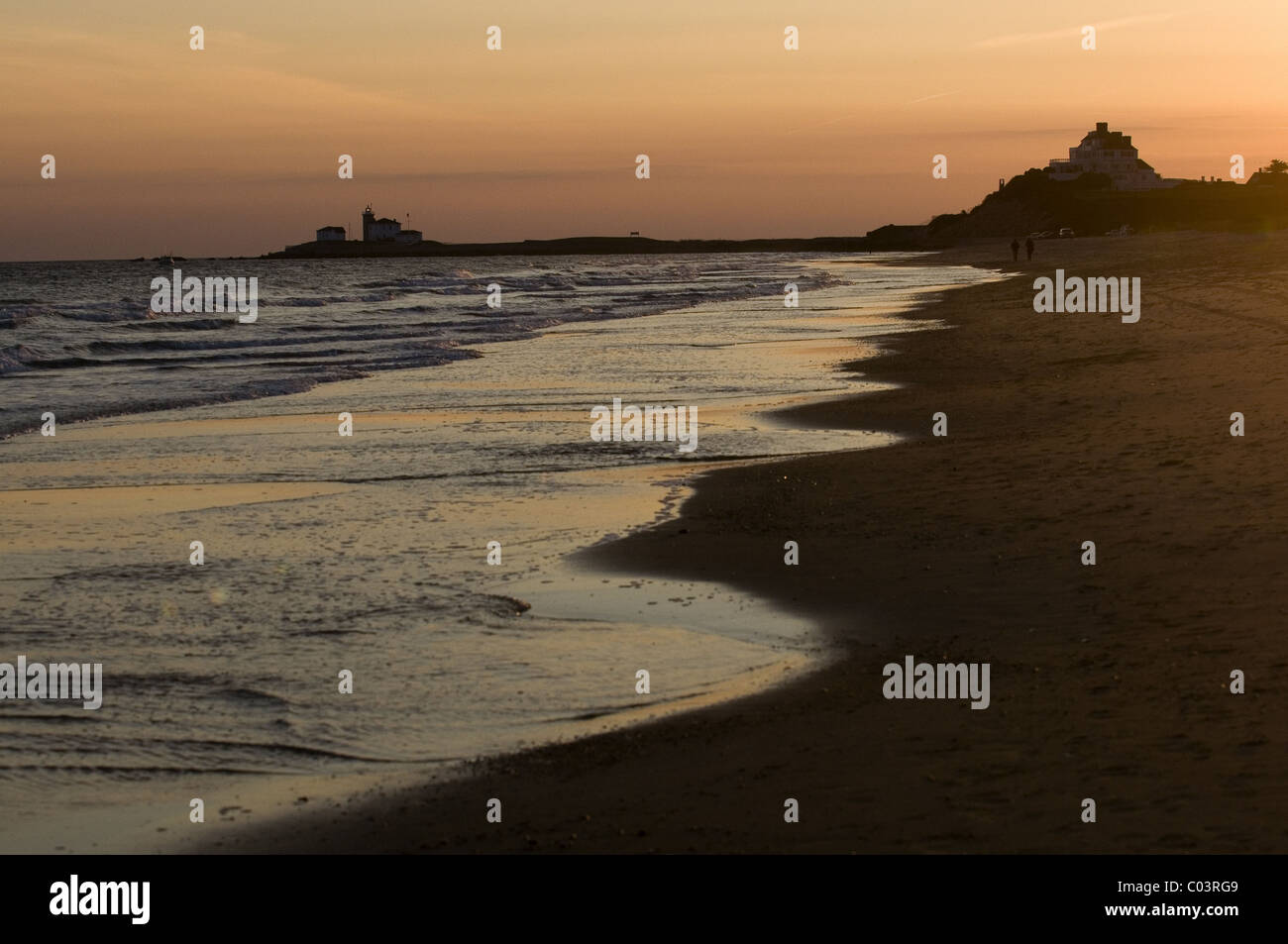 Strand bei Sonnenuntergang an Watch Hill, Rhode Island Stockfoto