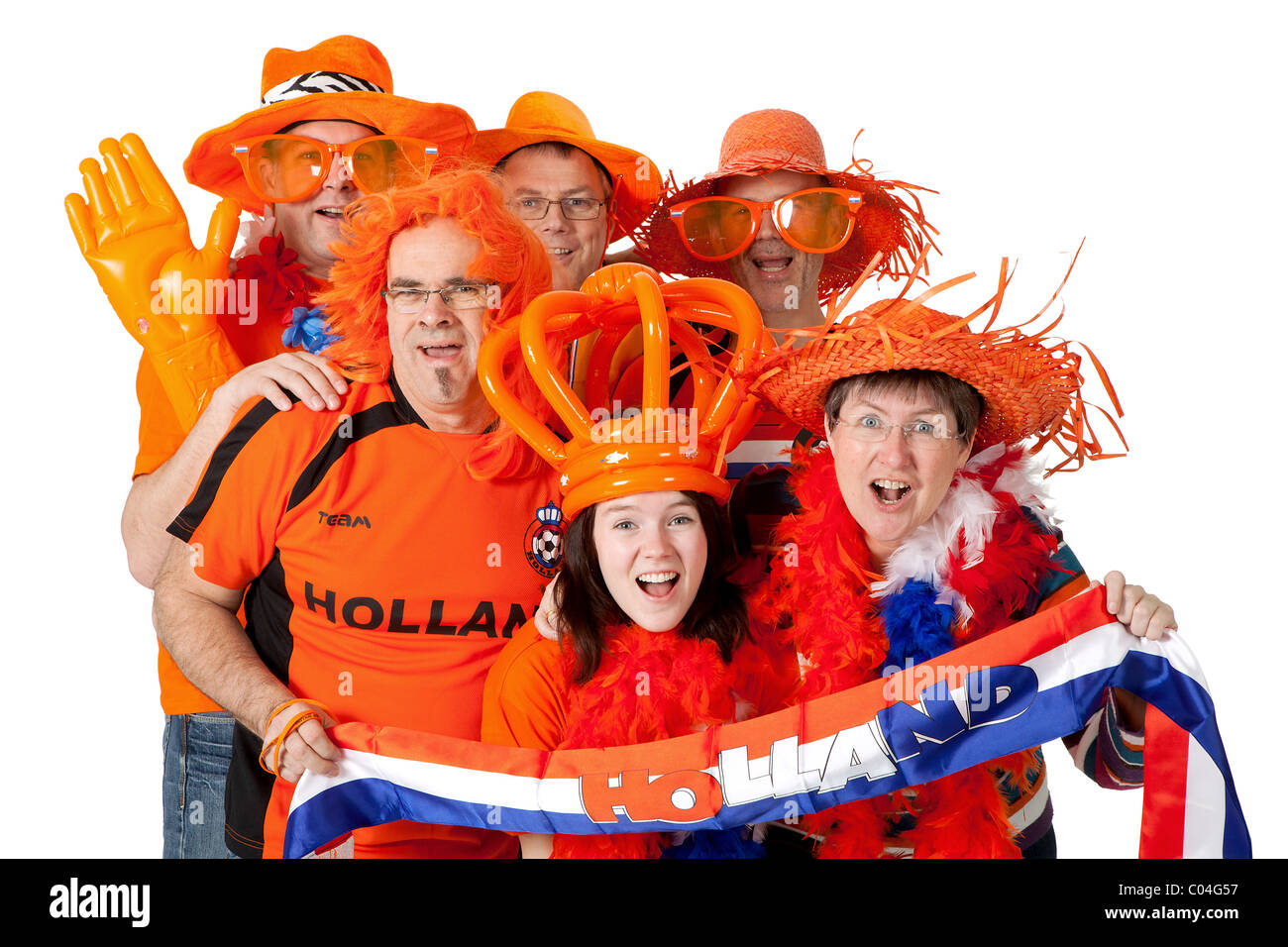 Gruppe der niederländischen Fußball-Fans auf weißem Hintergrund Stockfoto