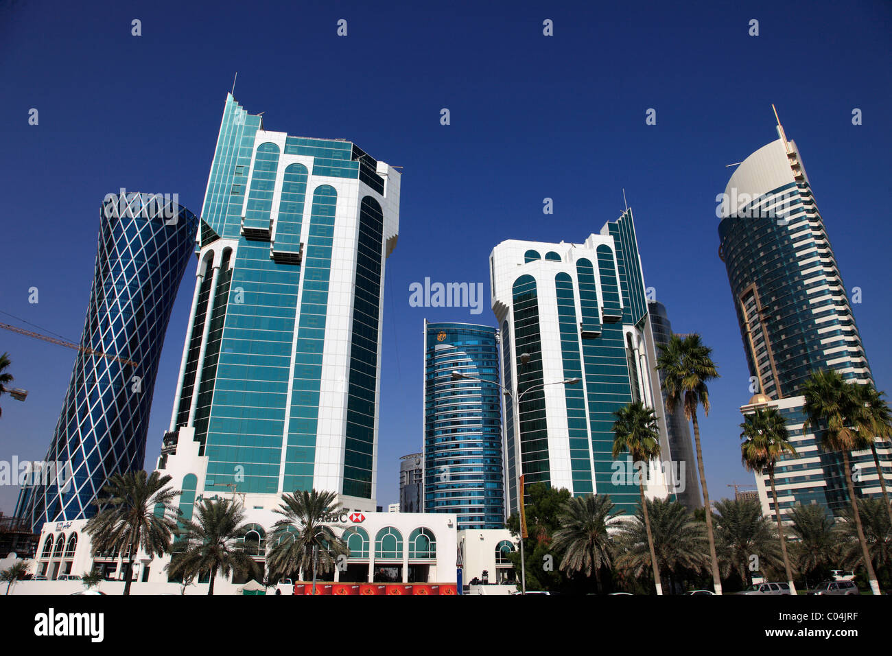 Katar, Doha, Al Corniche Street, moderne Architektur, Wolkenkratzer, Stockfoto