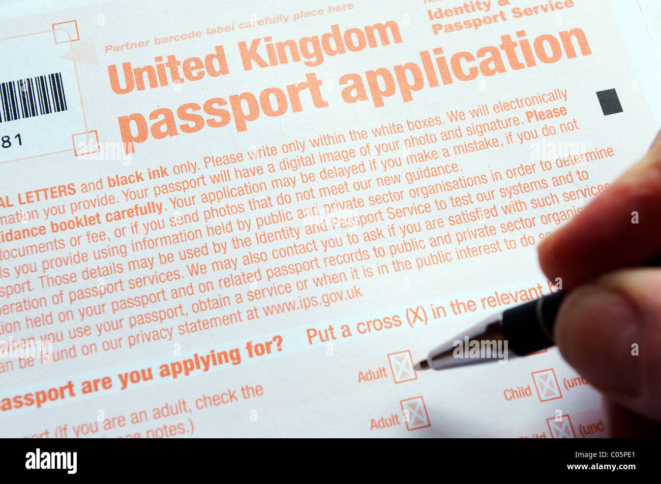 uk passport form -fotos und -bildmaterial in hoher auflösung – alamy
