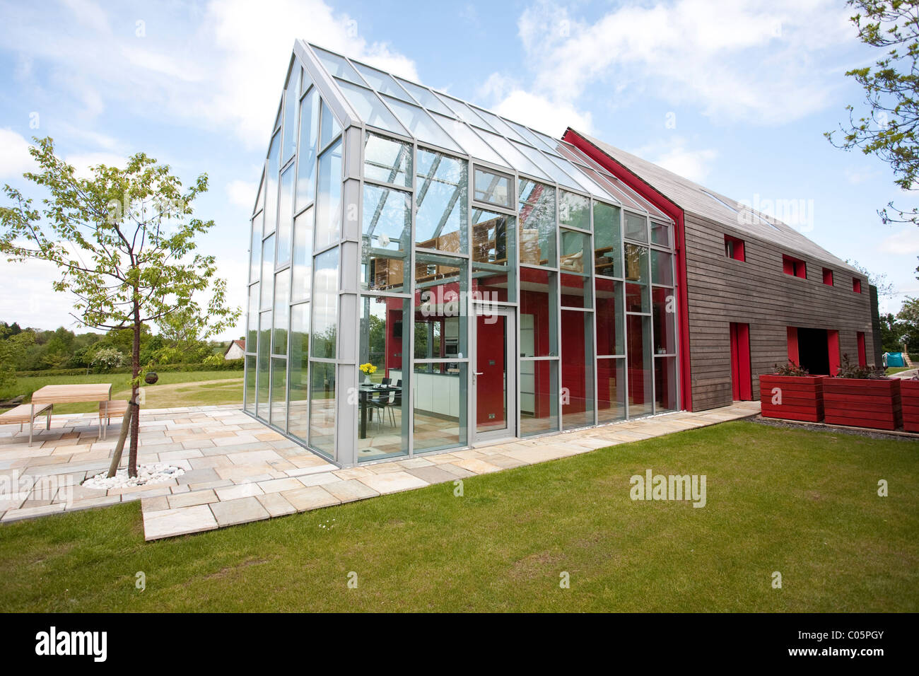 Gewächshaus- und Holz verkleidet Sliding House Suffolk England. Foto: Jeff Gilbert Stockfoto