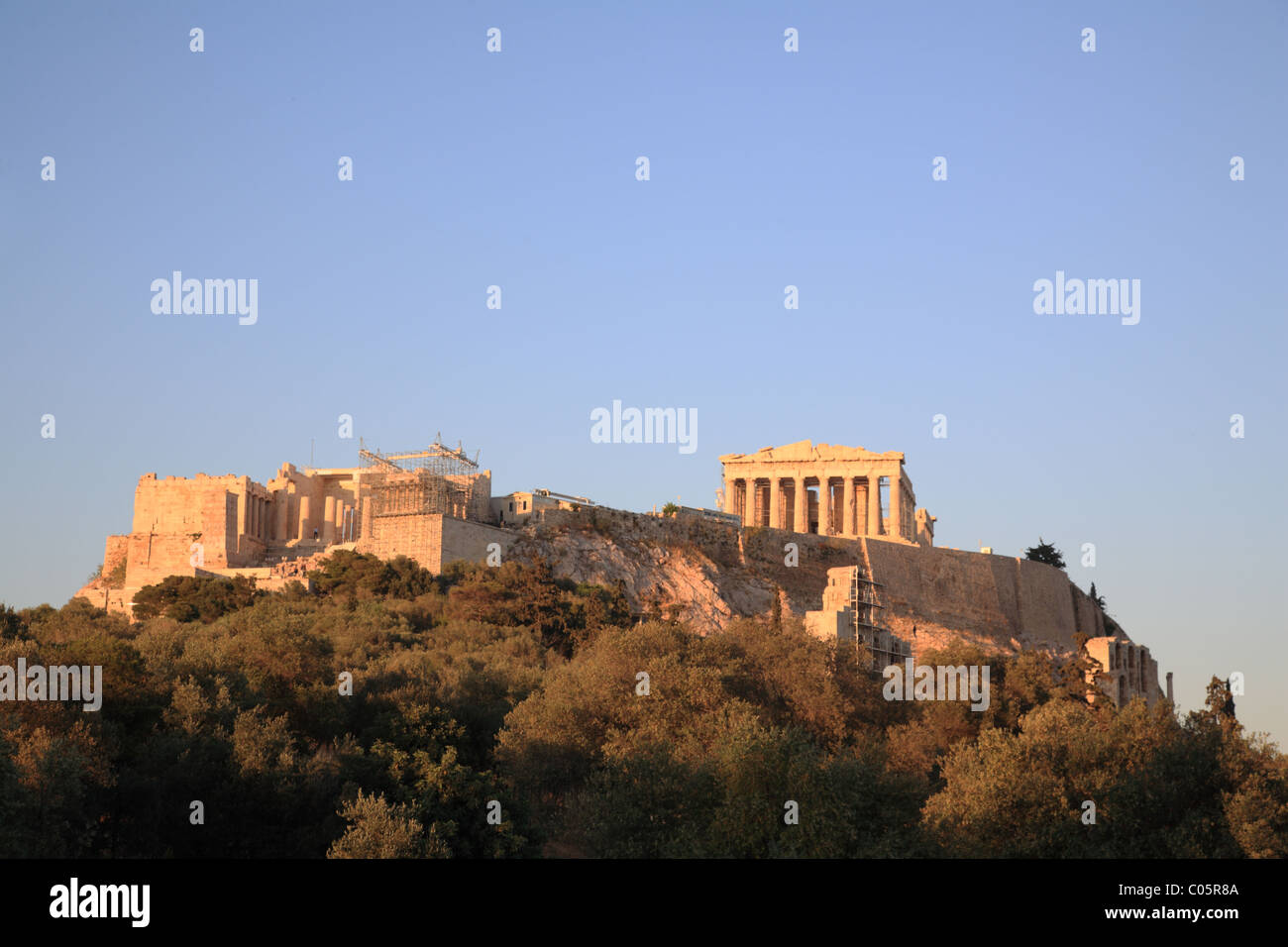 Späten Nachmittag Blick auf die Akropolis und den Parthenon von Filopappos Hill, Athen, Griechenland, Stockfoto