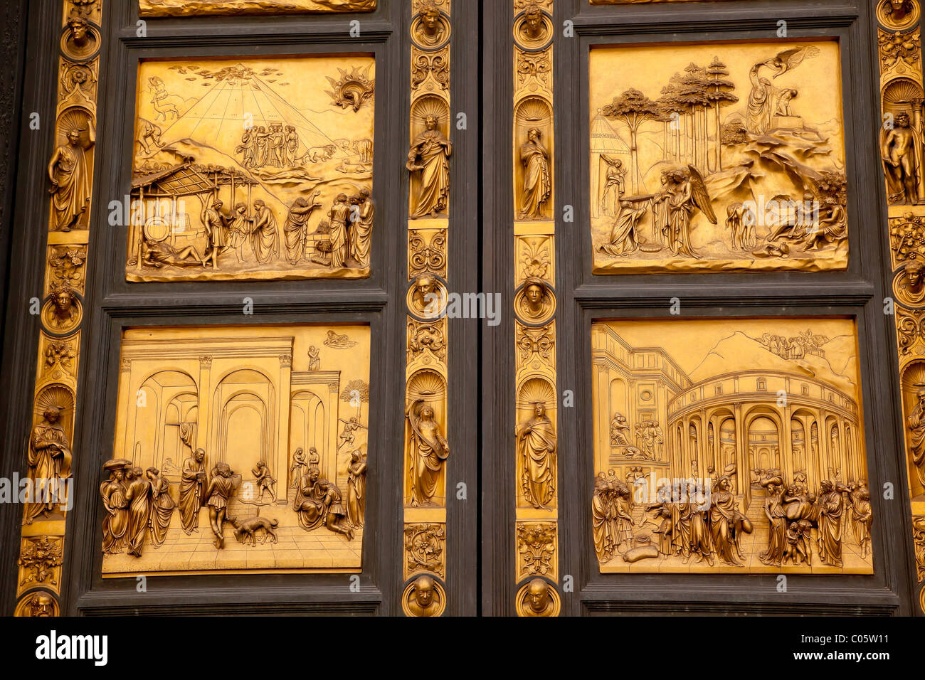 Ghiberti Paradies Baptisterium Bronzetür Duomo Kathedrale Florenz Italien Stockfoto