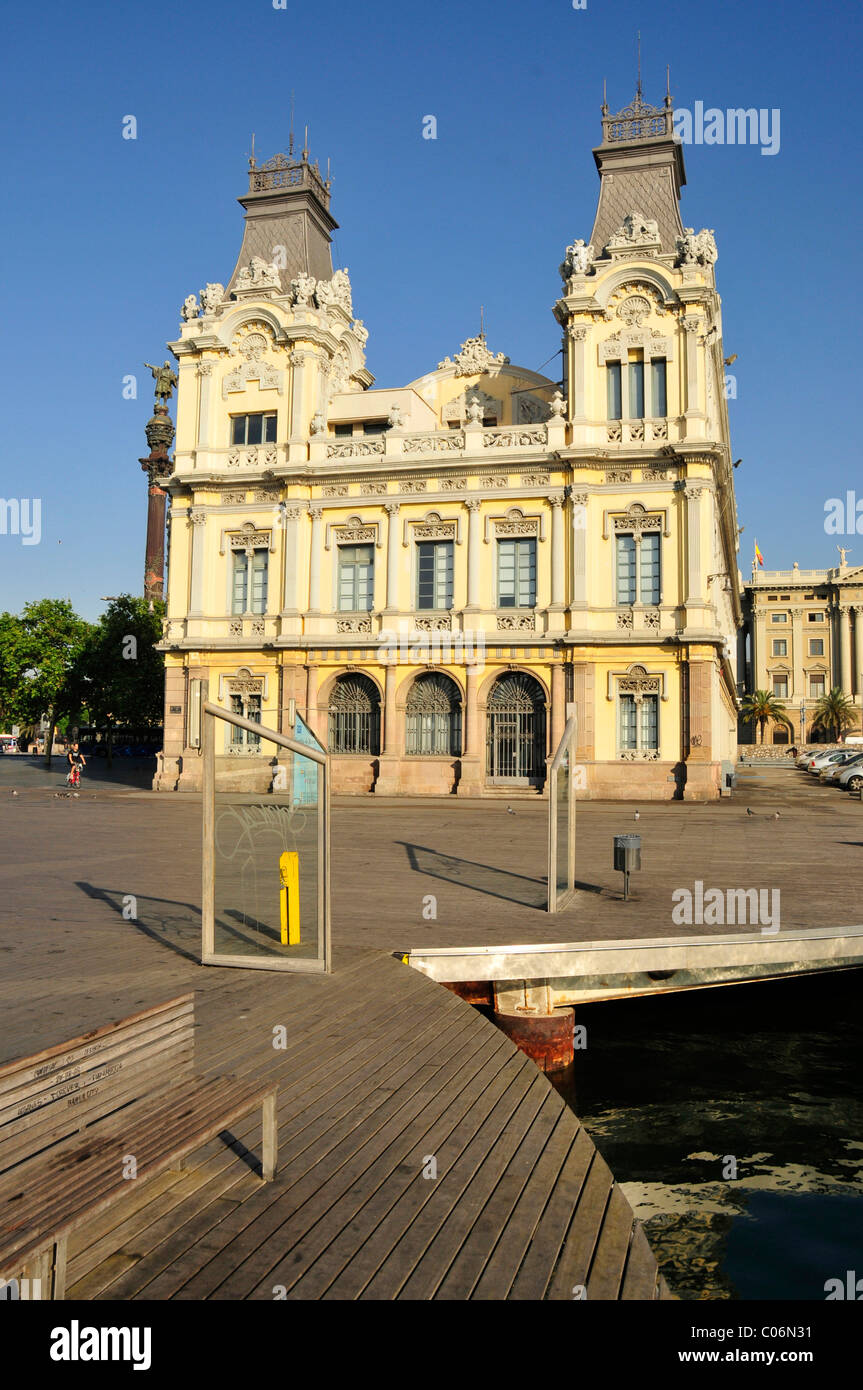 Hafen Verwaltungsgebäude am alten Hafen in der Nähe von La Rambla del Mar, Barcelona, Spanien, Iberische Halbinsel, Europa Stockfoto