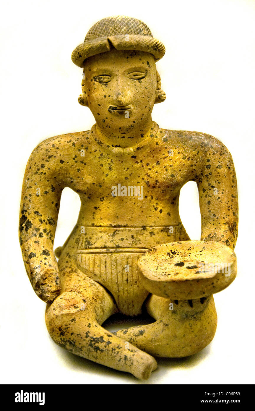 Präkolumbianischer colima-Stil sitzende menschliche Figur 400 v. Chr. 100 n. Chr. im Westen Mexikos Stockfoto