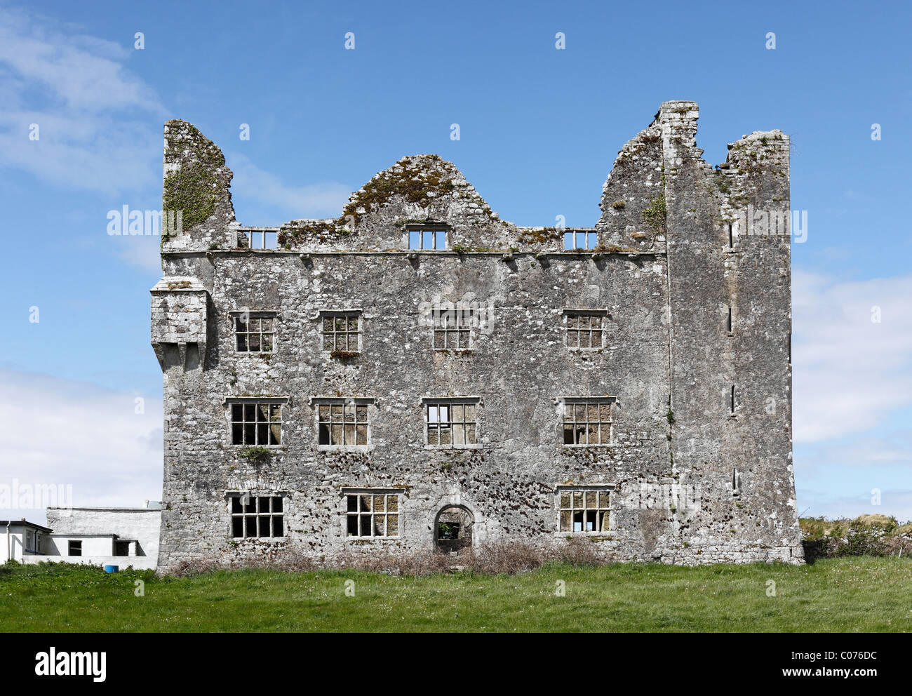 Lemeneagh Castle, Burren, County Clare, Irland, Europa Stockfoto