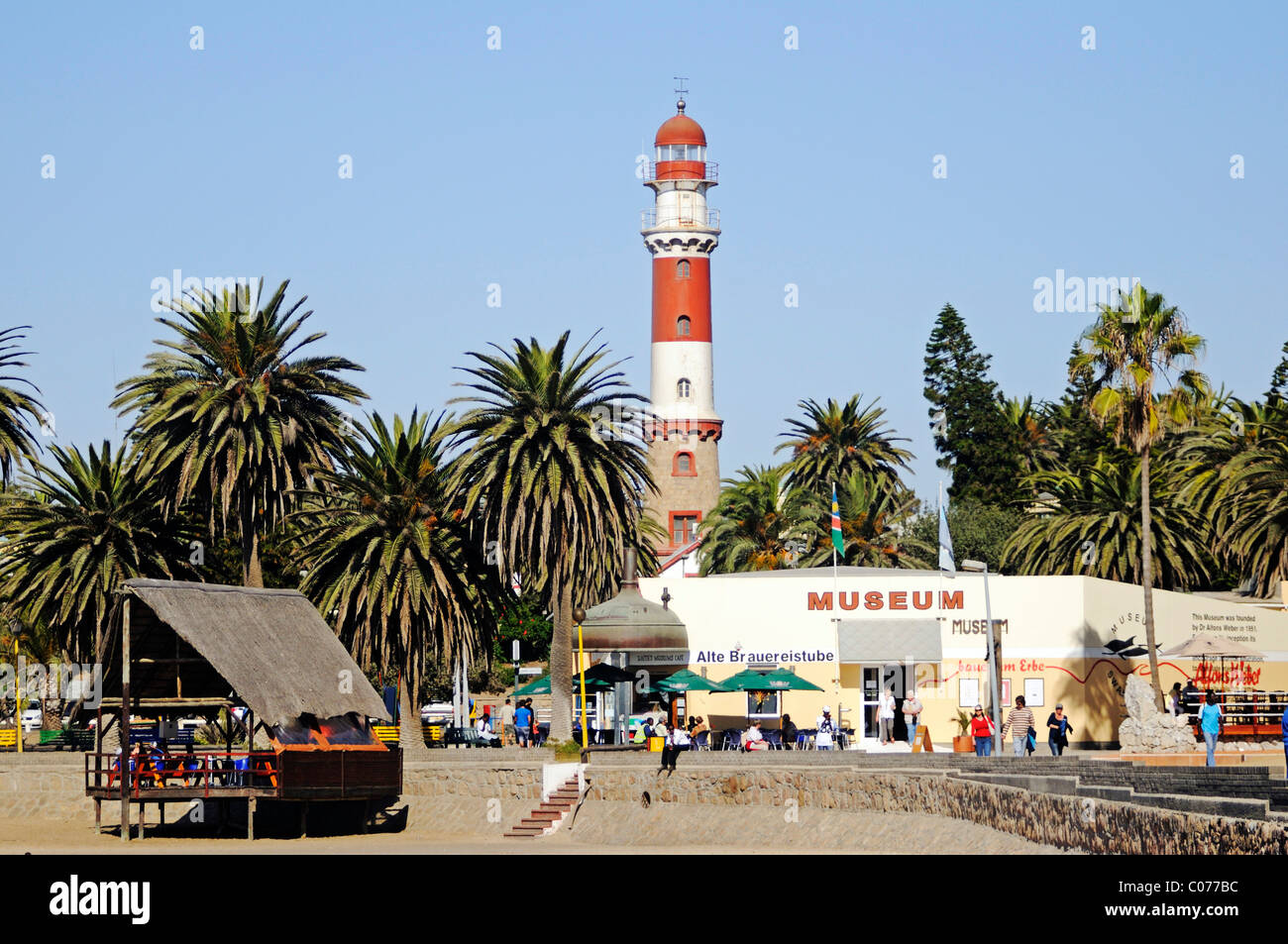 Leuchtturm und Auseum an der Pier, Architektur aus der deutschen Kolonialzeit, Swakopmund, Erongo Region, Namibia, Afrika Stockfoto