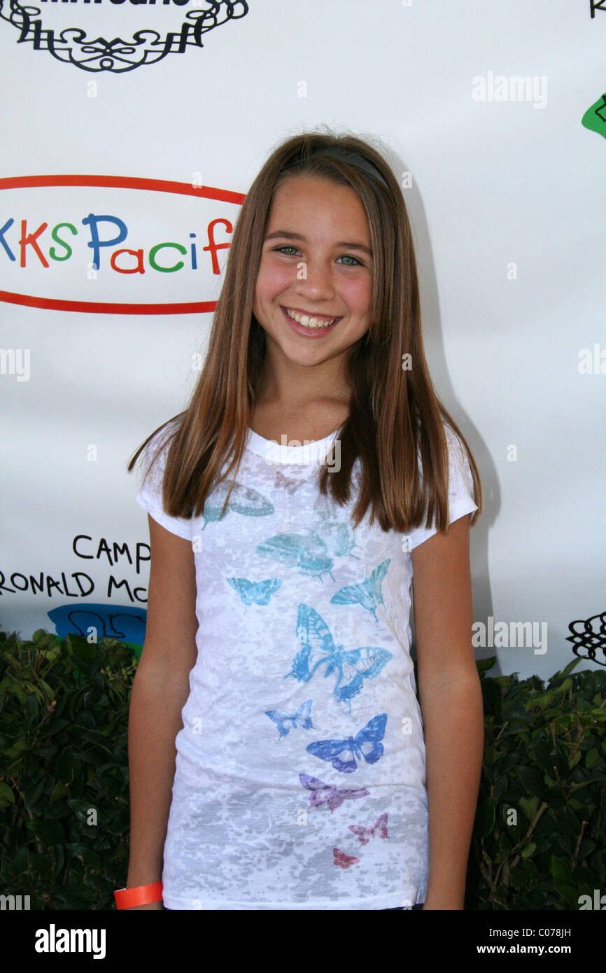 Taylor Atelian überwacht der 15. jährliche Halloween Karneval