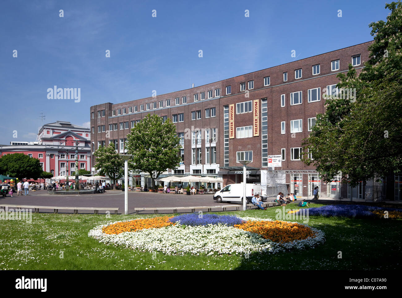 Theater-Passage, Essen, Ruhrgebiet Region, North Rhine-Westphalia, Deutschland, Europa Stockfoto