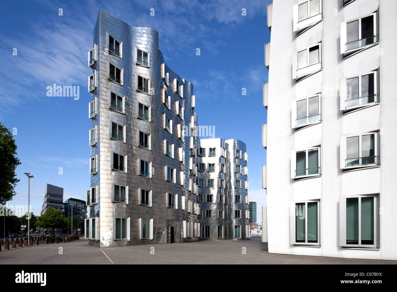 Neuer Zollhof Gebäude in den Medienhafen Medienhafen Gehry, Gehrybauten, Düsseldorf, Nordrhein-Westfalen Stockfoto