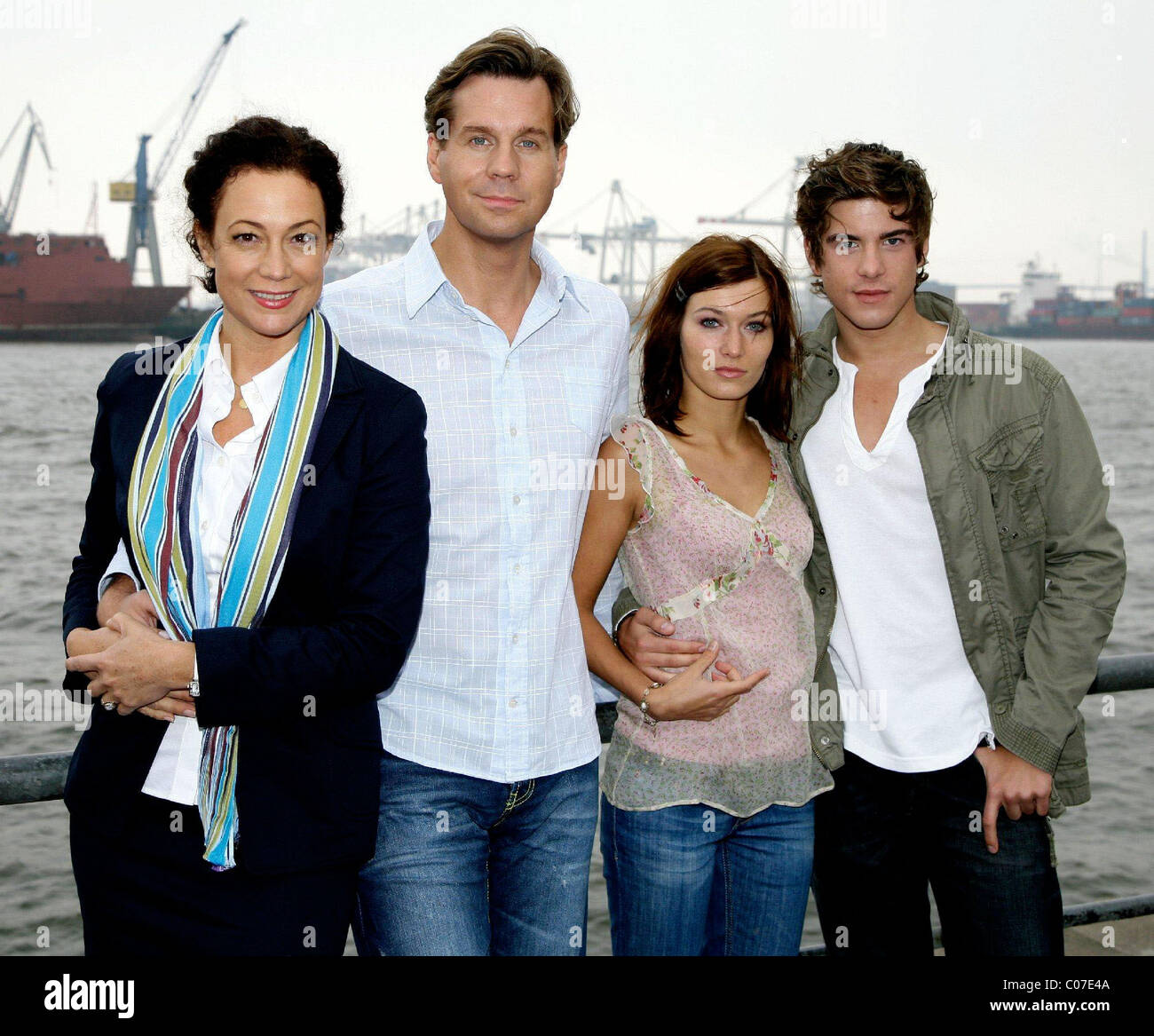 Sylta Fee Wegmann, Philipp Danne, Barbara Wussow, Thomas Heinze, Fototermin am Set der deutschen TV-Film "Italien Im Herzen" Stockfoto