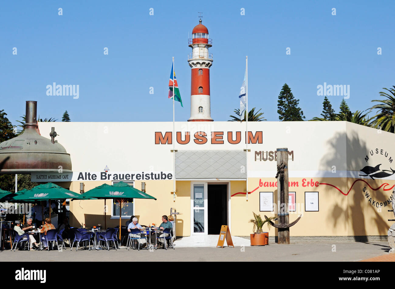 Leuchtturm und Swakopmund Museum an der Pier, Architektur, die während der deutschen Kolonialzeit, Swakopmund, Namibia, Afrika Stockfoto