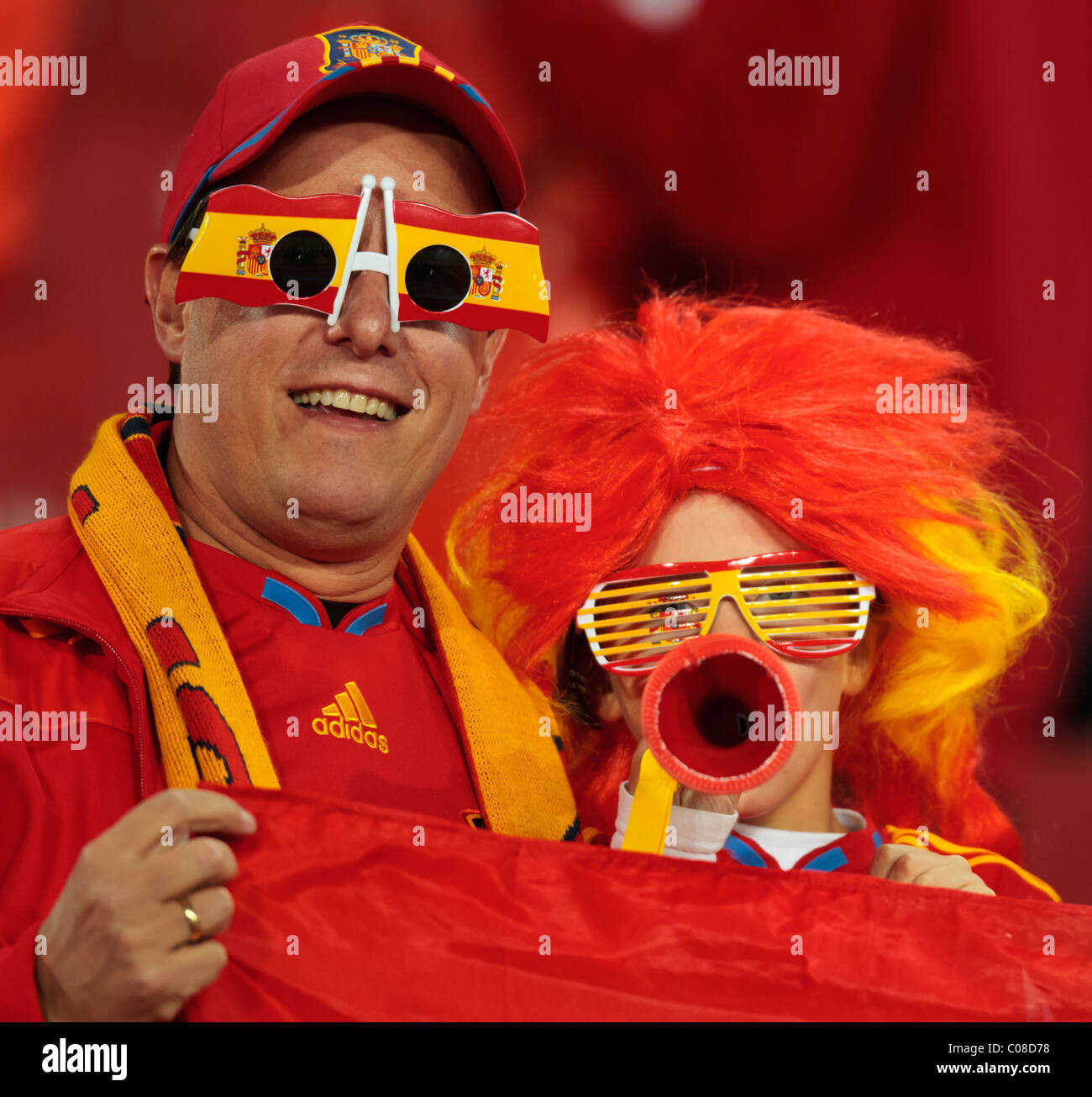 Spanien-Fans zeigen ihre Unterstützung vor einer 2010 FIFA World Cup Gruppe H Spiel zwischen Spanien und Honduras 21. Juni 2010. Stockfoto