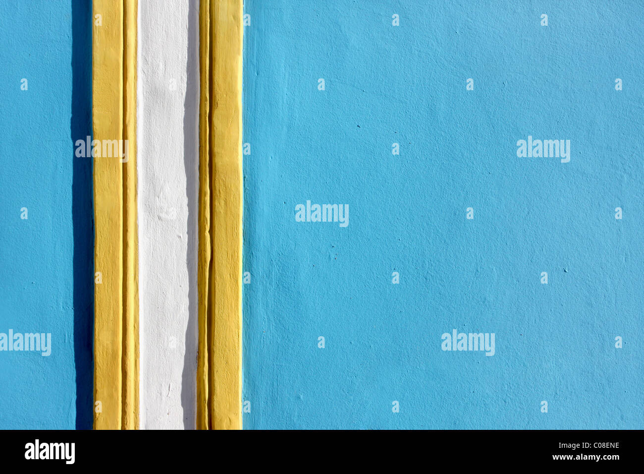 Verputzte Wand Mit Farbstreifen Stockfotografie Alamy