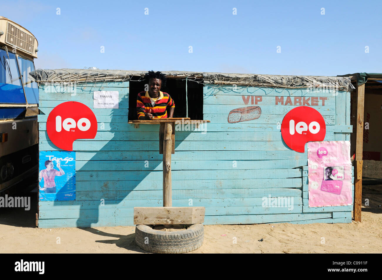 Anbieter in der VIP-Markt Shop in Mondesa Township, Swakopmund Stadt, Namibia, Afrika Stockfoto