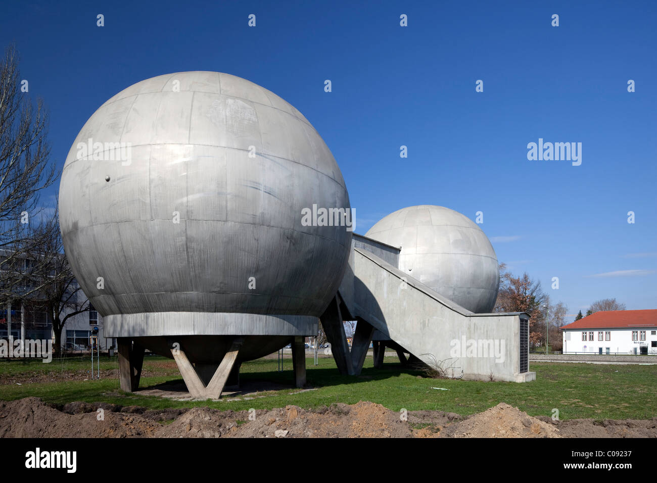 Thermisch konstanten Kugel Labors, technisches Denkmal, ehemaliger Flughafen Johannisthal, Wissenschaftsstadt Adlershof Science City Stockfoto