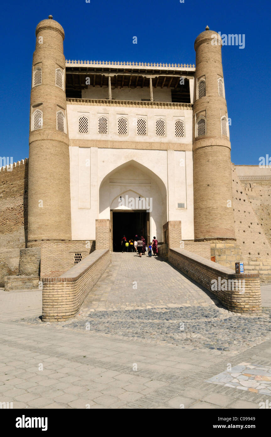 Haupttor des Arche-Festung in Buchara, Buchara, Zentralasien, Seidenstraße, UNESCO-Weltkulturerbe, Usbekistan Stockfoto