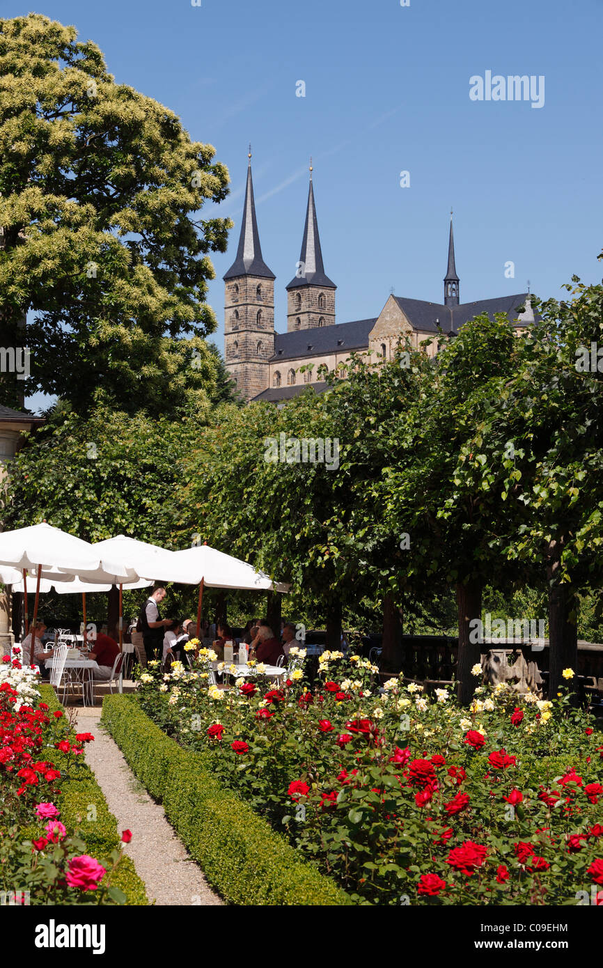 Rosengarten der neuen Residenz, neue Residenz, Kirche von St. Michael, Bamberg, Oberfranken, Franken, Bayern Stockfoto