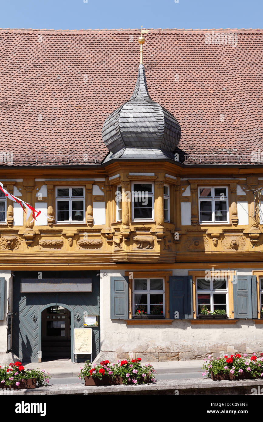 Schnitzereien auf dem Dillighaus Gebäude, Schesslitz, Fränkische Schweiz, fränkische Alb, Oberfranken, Franken, Bayern Stockfoto