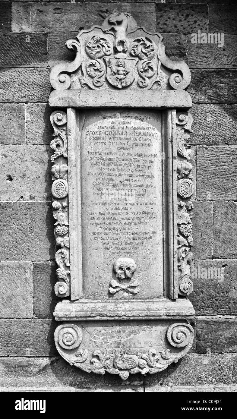 Inschrift auf dem Grab von Georg Conrad Herrmann, Klosterkirche, Kloster Maulbronn, Zisterzienser-Abtei Stockfoto