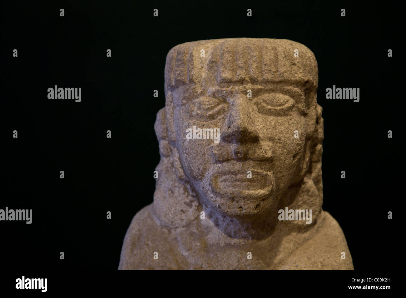 Steinbildhauerei von einem Toltec Indianer gefunden in der alten Hauptstadt der Tolteken Tula oder Tollan in Zentralmexiko. Stockfoto