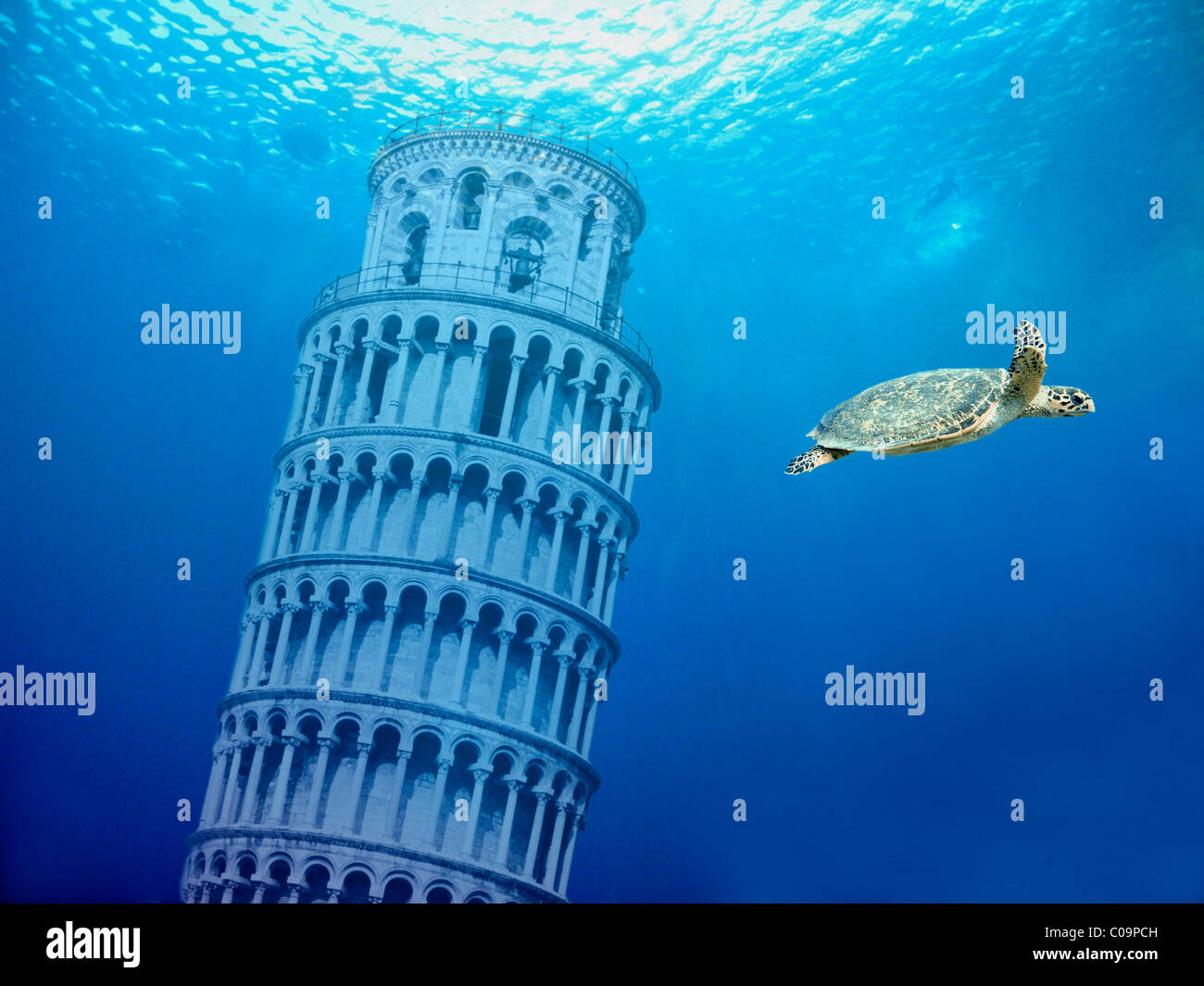 Schiefe Turm von Pisa unter Wasser, symbolisches Bild für zukünftige Meeresspiegel steigen Stockfoto