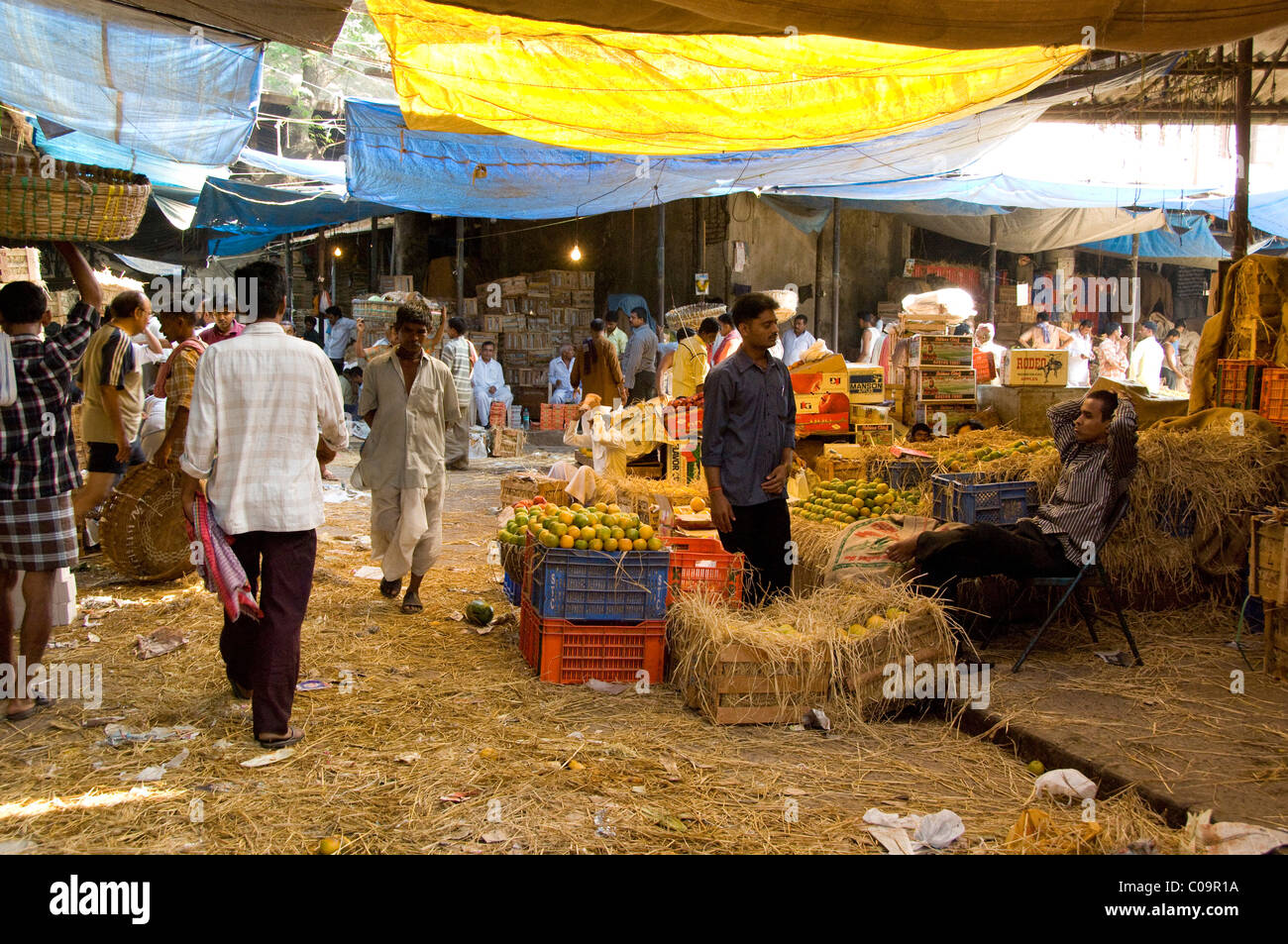 Indien, Bundesstaat Maharashtra, Mumbai (aka Bombay). Innenstadt von Crawford Market wo frische Produkte verkauft. Stockfoto