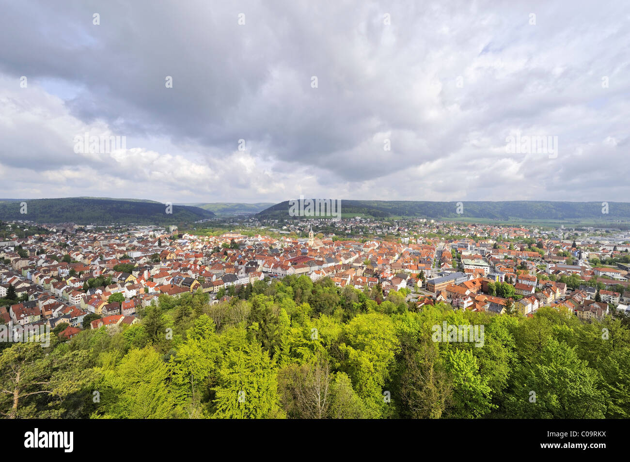 Blick auf die große Kreisstadt Tuttlingen, Landkreis Tuttlingen District,  Baden-Württemberg, Deutschland, Europa Stockfotografie - Alamy