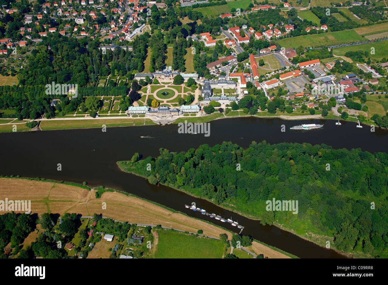 Luftbild, Schloss Pillnitz Schloss, Barockgarten, Fluss Elbe, Dresden, Sachsen, Deutschland, Europa Stockfoto