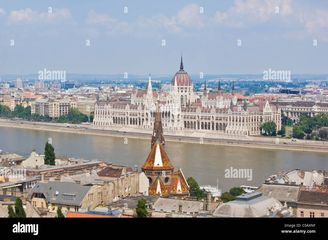 Das neugotische ungarischen Parlamentsgebäude, entworfen von Imre Steindl, Budapest, Ungarn, Europa, E Stockfoto