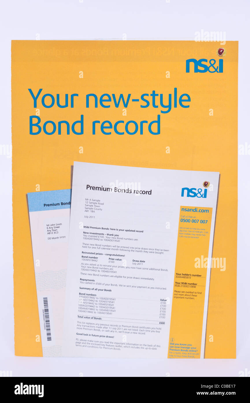 Der neue Stil Premium Bonds Lizenzheft aus nationalen Ersparnisse und Investitionen auf weißem Hintergrund Stockfoto