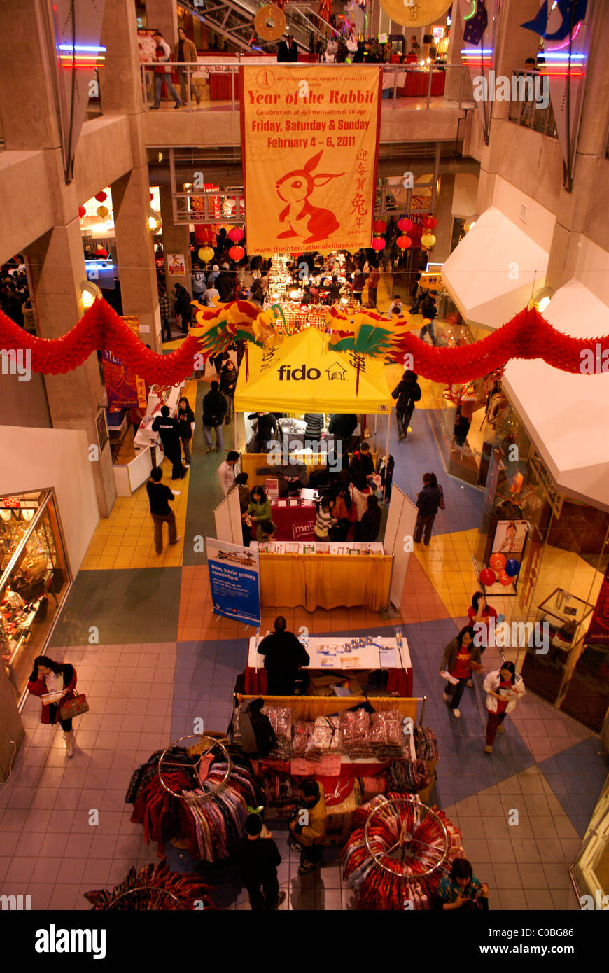 Das chinesische Neujahr feiern und Markt in der Internationalen Village Mall, Chinatown, Vancouver, BC, Kanada Stockfoto