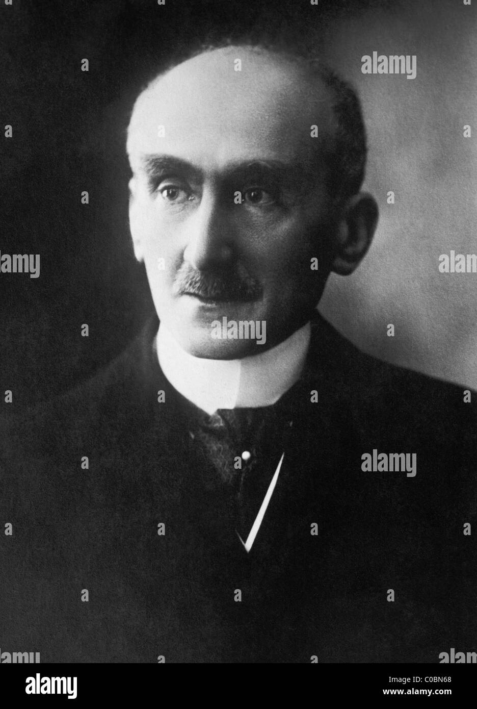 Portrait-Foto ca. 1920er Jahre des französischen Philosophen Henri Bergson (1859-1941) - Sieger von Nobelpreis für Literatur im Jahr 1927. Stockfoto