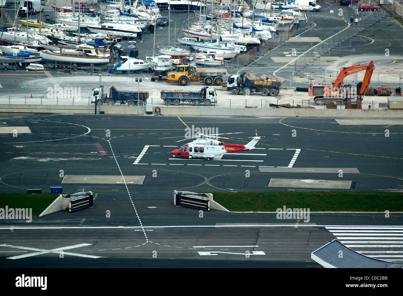 Augusta Westland AW 139 Hubschrauber verwendet für Suche und Rettung von HM Coastguard in Portland, Stockfoto