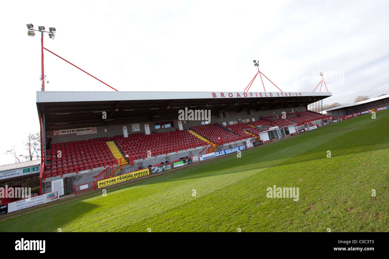 Die Broadfield Stadium dem Zuhause von Crawley Town Football Club. Bild von James Boardman. Stockfoto