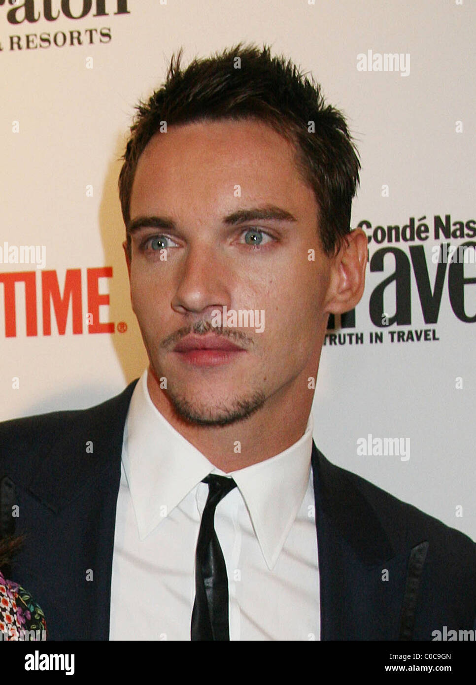 Jonathan Rhys Meyers WeltPremiere von