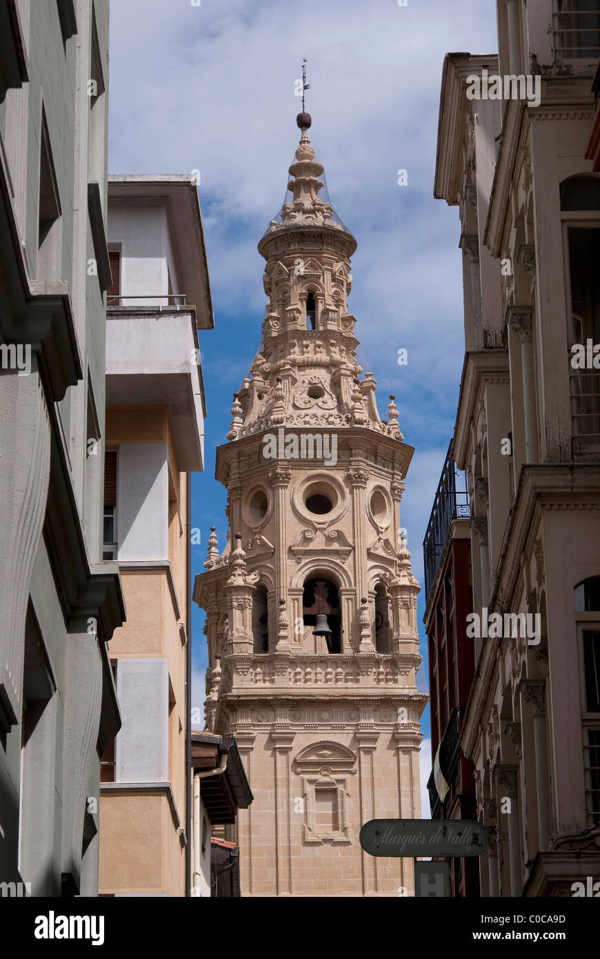 Turm des Concatedral de Santa María De La Redonda Logroño. Stockfoto