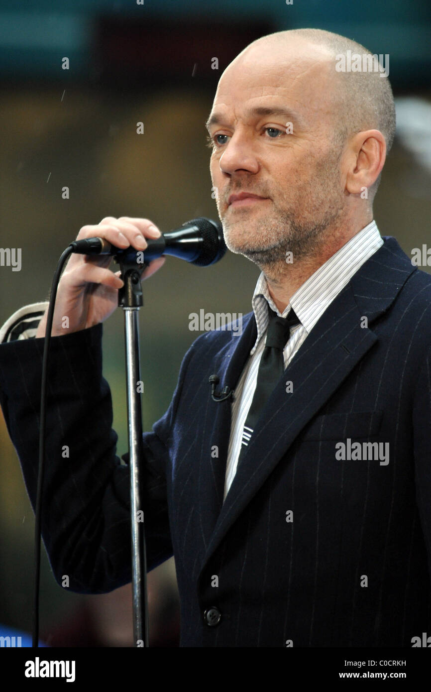 Michael Stipe R.E.M führt live auf NBC "The Today Show" Toyota