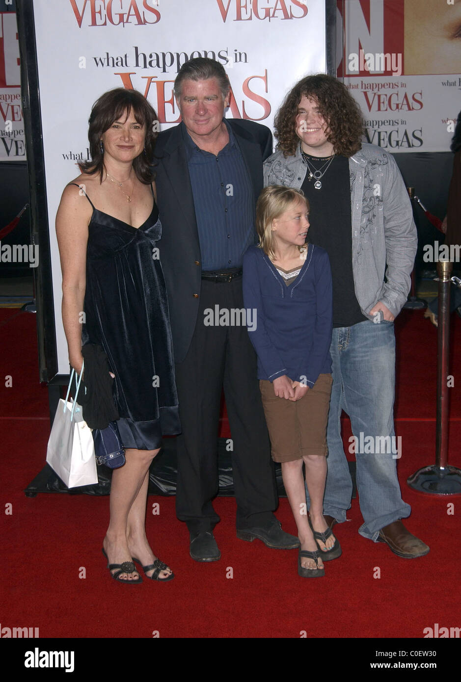 Treat Williams mit seiner Frau Pam Van Sant, Sohn Gill Williams und Tochter Elinor Williams Los Angeles-von Premiere "was passiert, Stockfoto