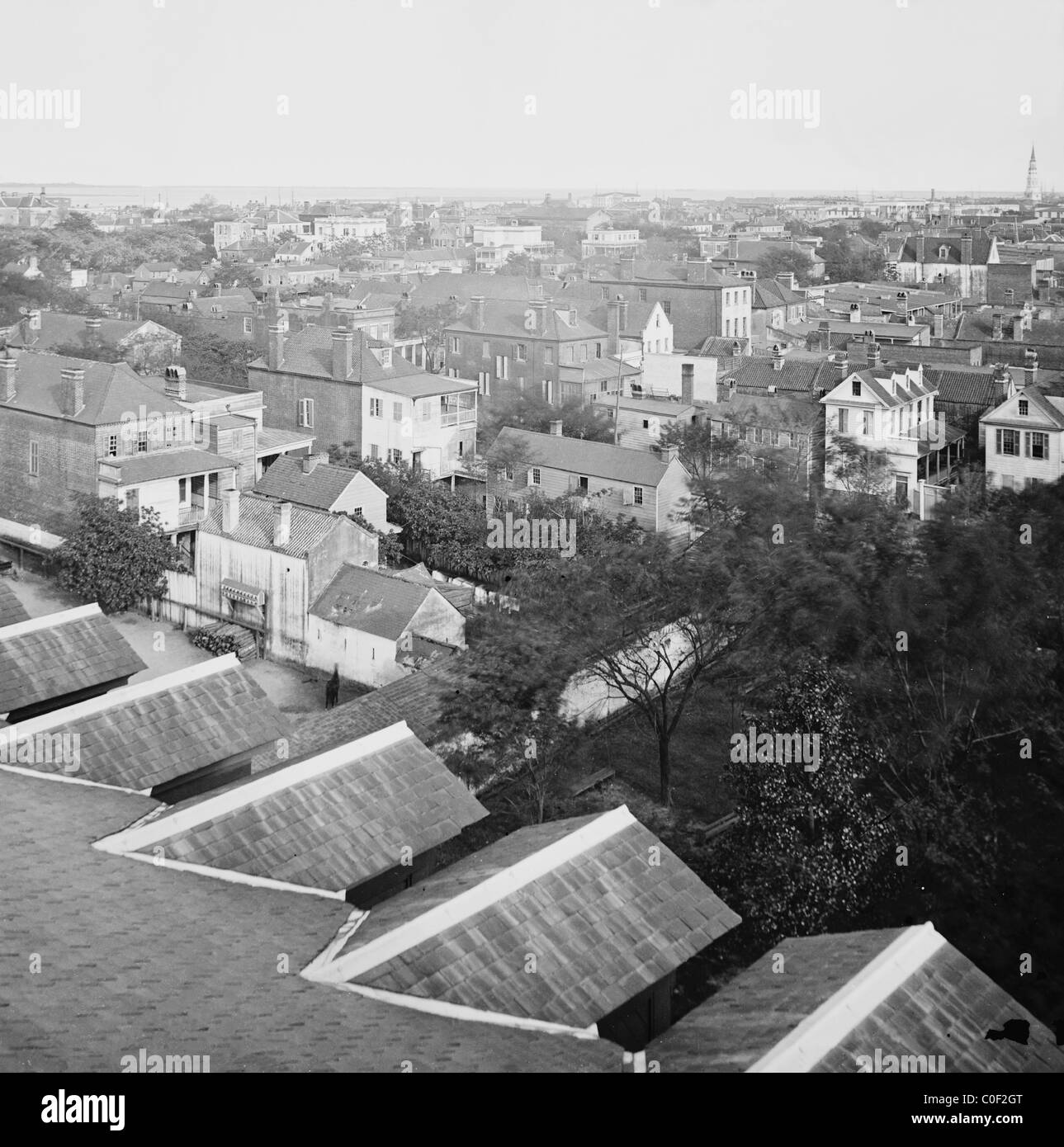 Charleston, South Carolina. Ansicht von Charleston vom Dach des Orphan Asylum 1865 Stockfoto