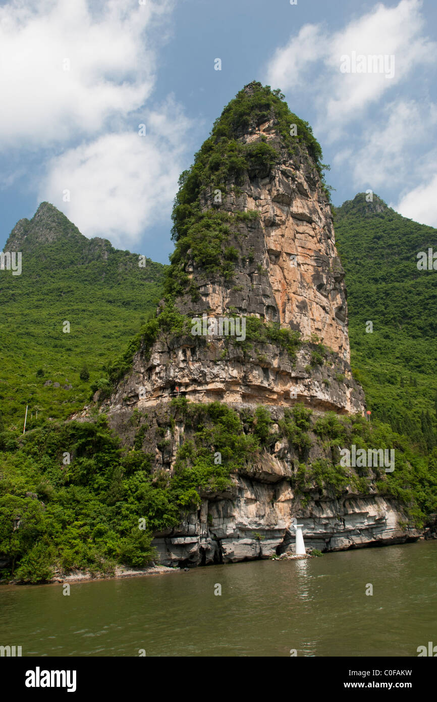 Li-Fluss-Ufer auf einem Weg von Guilin nach Yangshuo Stockfoto