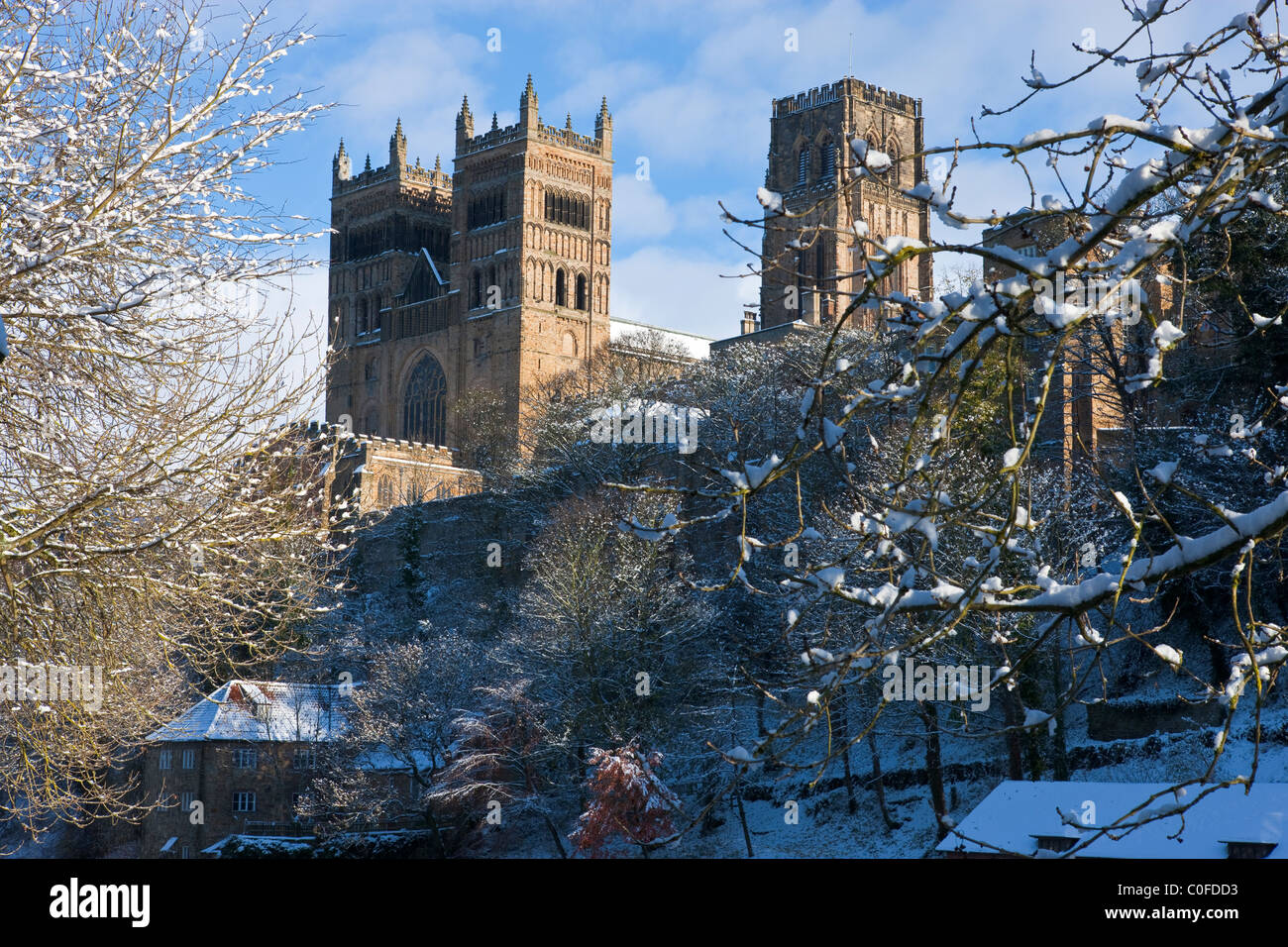 Kathedrale von Durham und Fluss tragen Tyne und tragen England im winter Stockfoto